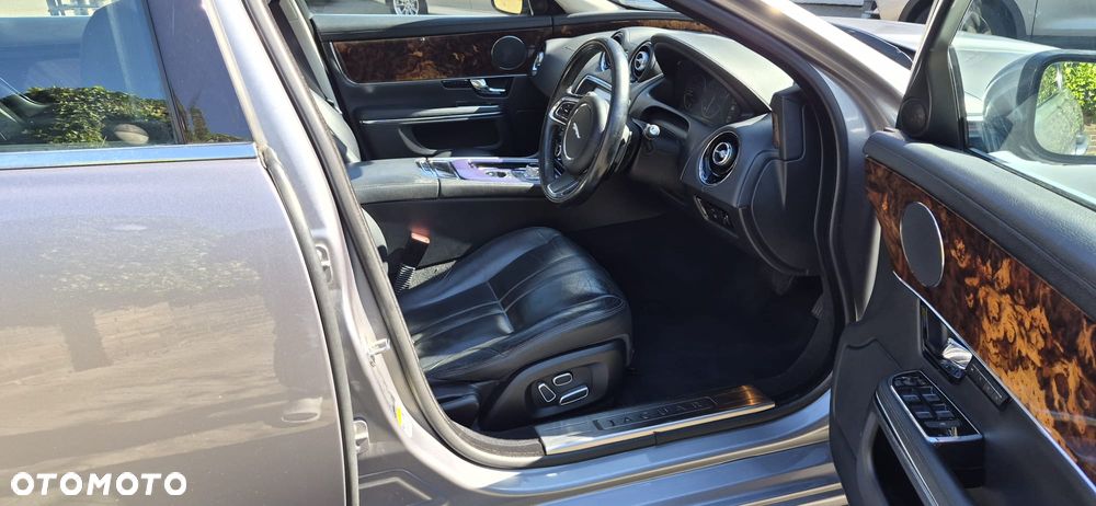 Jaguar XJ 3.0 V6 S Luxury - 3
