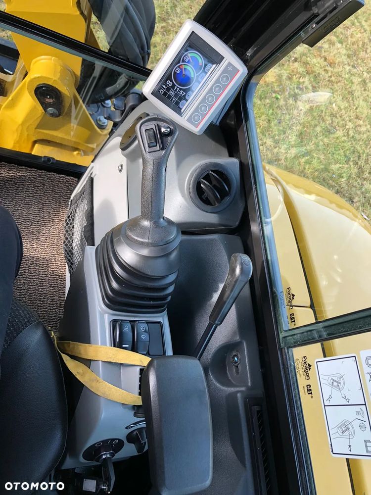 Caterpillar 305E2 - 13