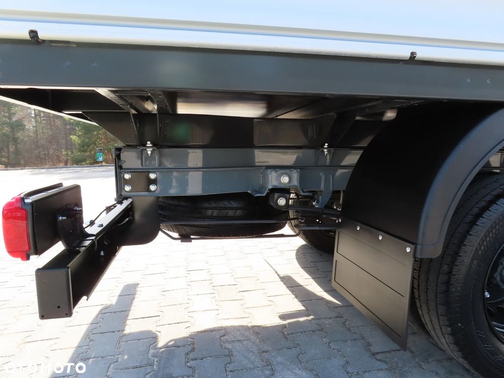 Mercedes-Benz Sprinter 519 CDI 190 KM Skrzynia Otwarta 4313 mm Długa 8.E.Palet Rozstaw Osi 4325 mm DMC 3500 Kg Ładowność 926 Kg WZMACNIANY HAK 3500 Stan Jak Nowy POLECAM - 16