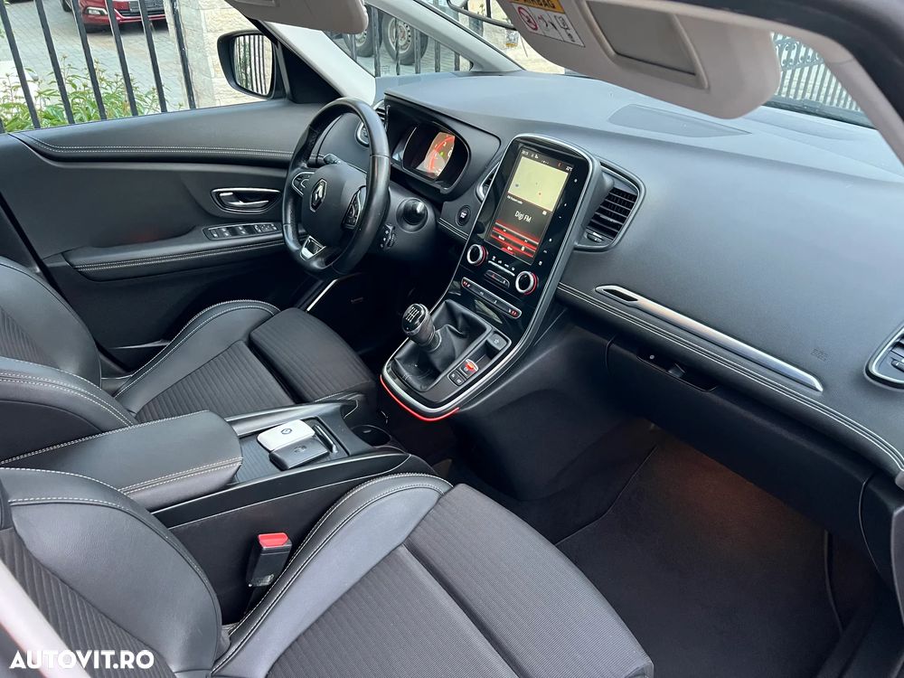 Renault Scenic ENERGY dCi 110 INTENS - 12