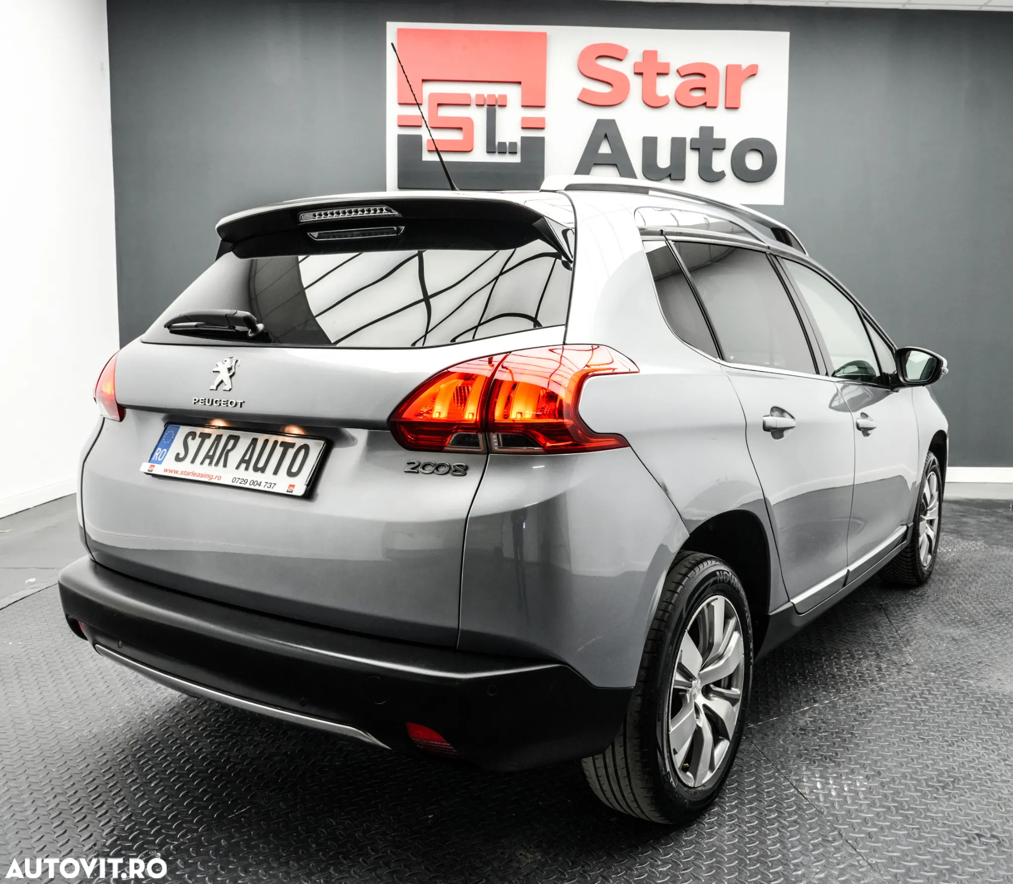 Peugeot 2008 1.2 L PureTech Active - 7