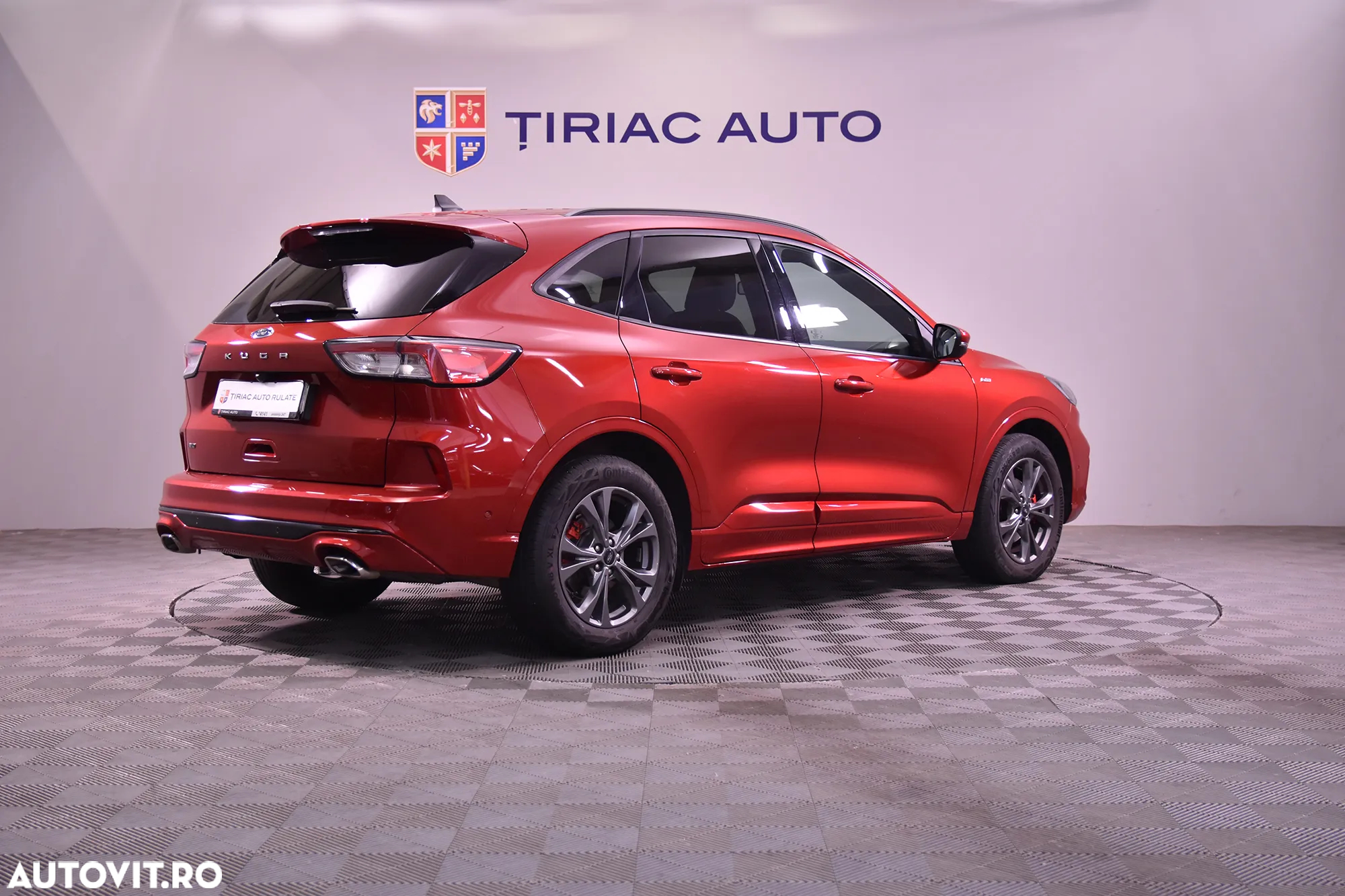 Ford Kuga - 5