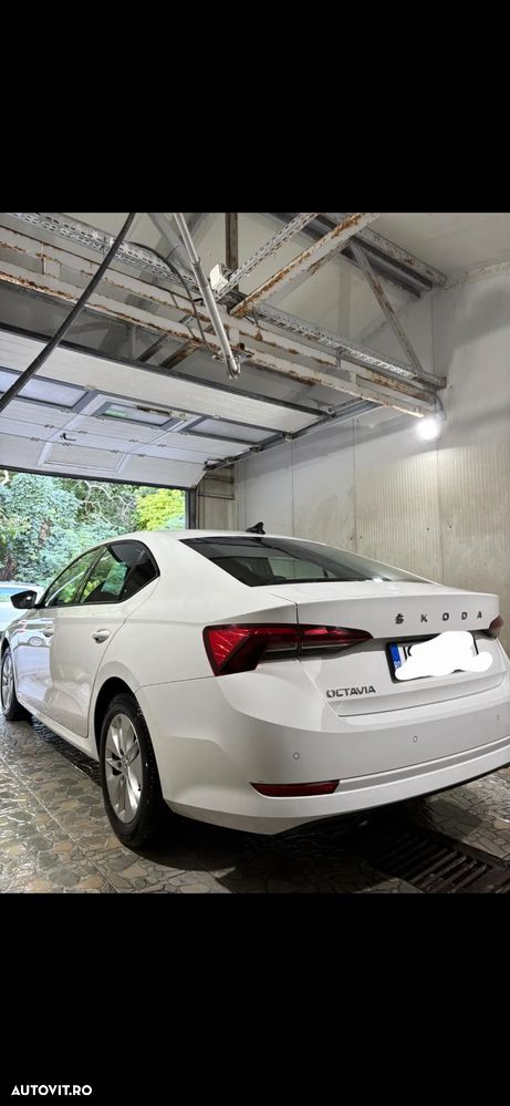 Skoda Octavia 2.0 TDI Ambition - 2