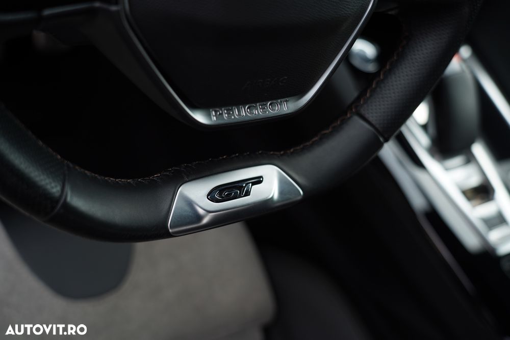 Peugeot 3008 PHEV EAT8 4X4 GT Pack - 20