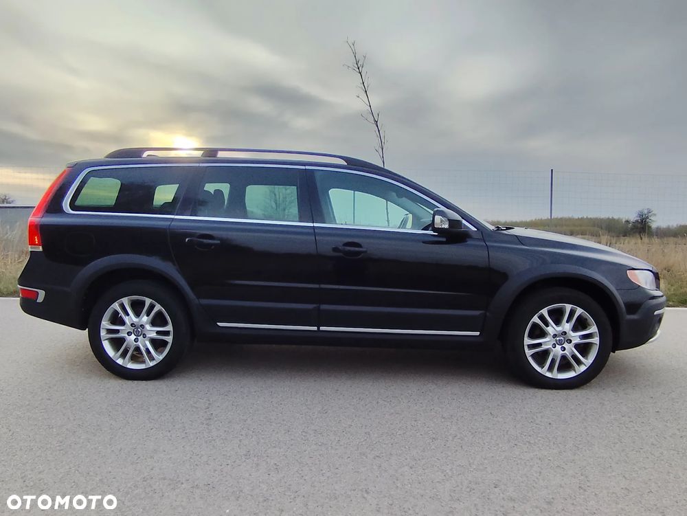 Volvo XC 70 T5 AWD Summum - 9