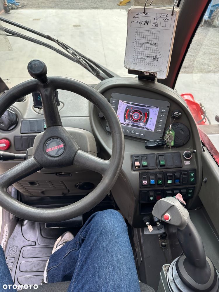 Manitou MRT 2540+ - 4
