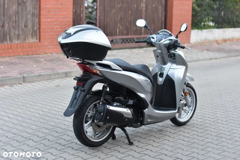 Honda SH - 12