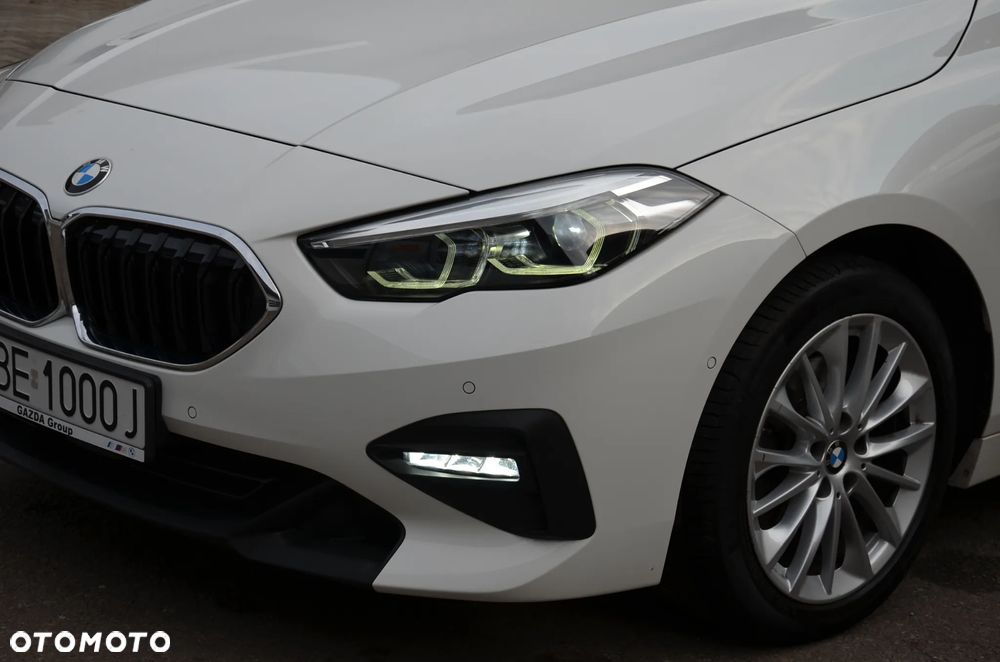 BMW Seria 2 218i Sport Line - 34