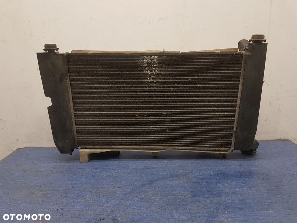 TOYOTA AVENSIS T25 1.6B CHŁODNICA WODY - 1