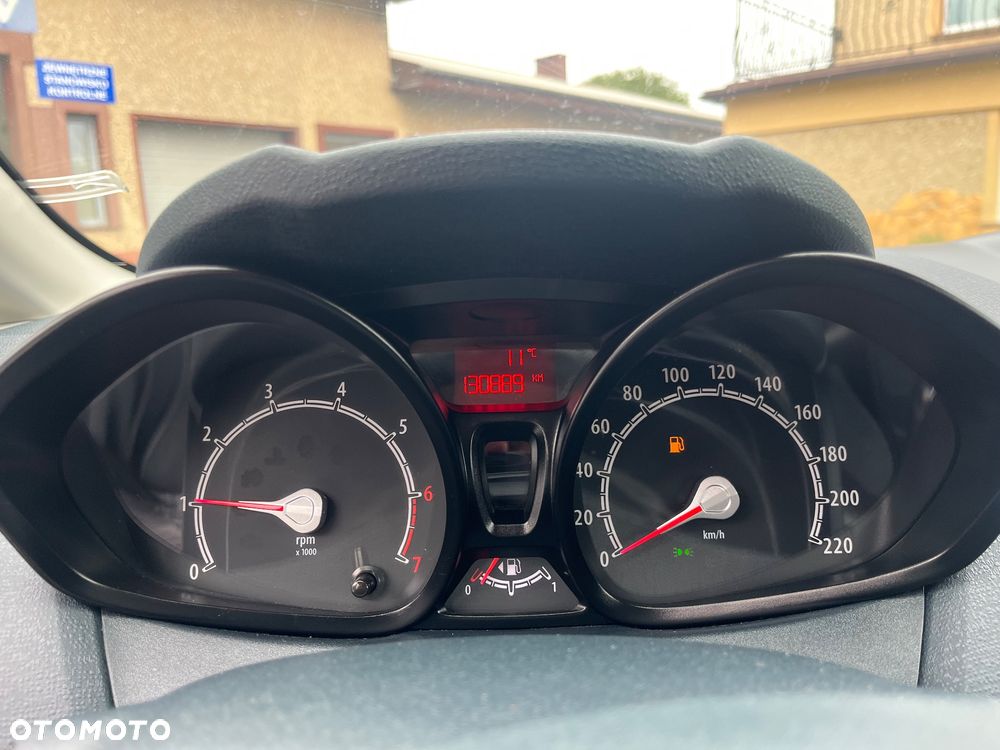 Ford Fiesta 1.25 SYNC Edition - 22
