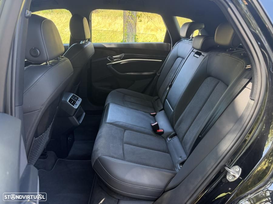 Audi e-tron 55 quattro S line - 29