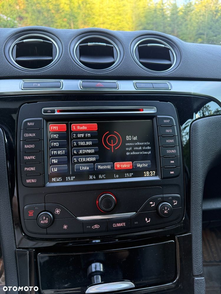 Ford Galaxy 2.0 TDCi Ghia - 20