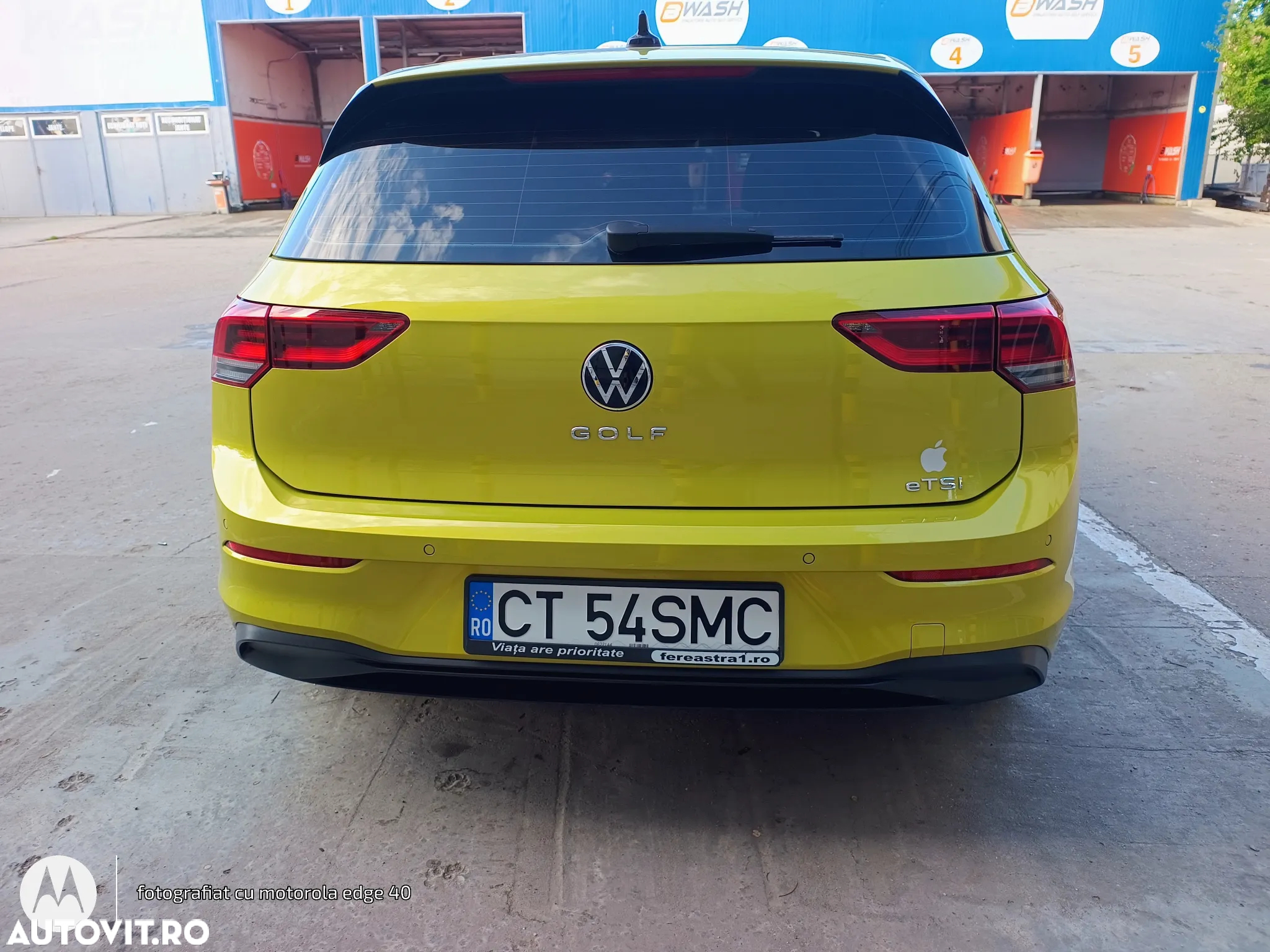 Volkswagen Golf - 5