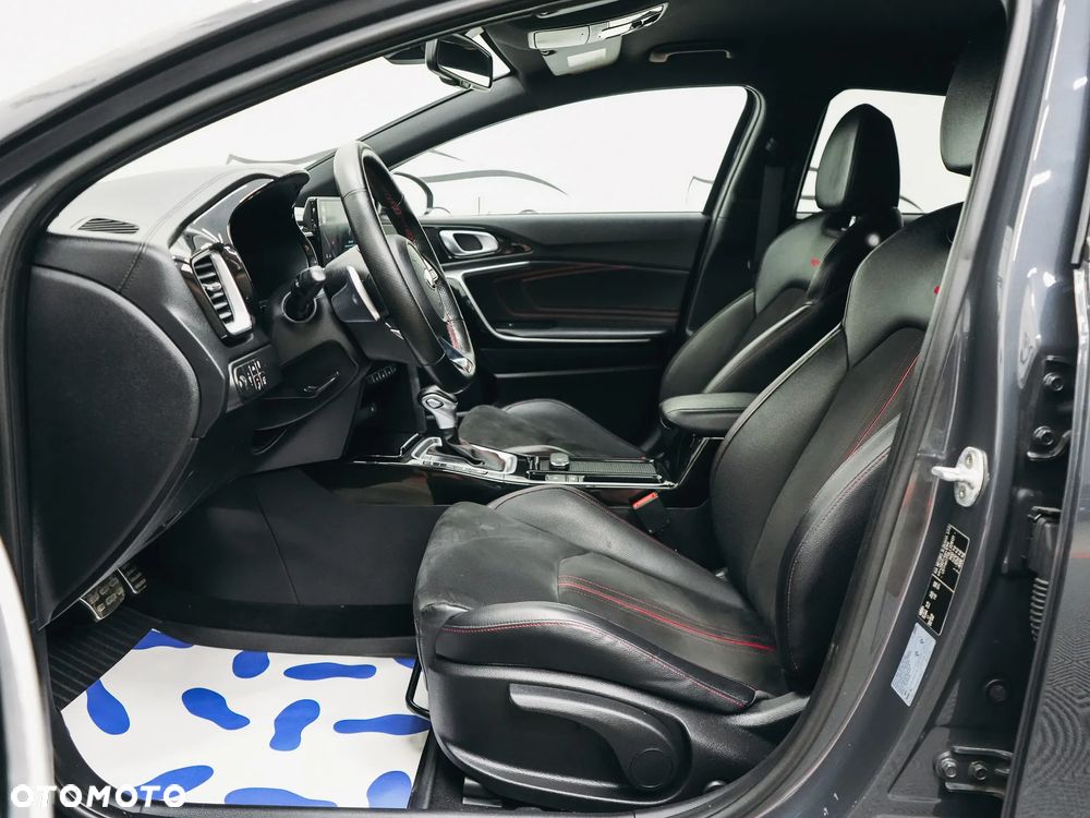 Kia ProCeed 1.6 T-GDI DCT7 OPF GT - 13