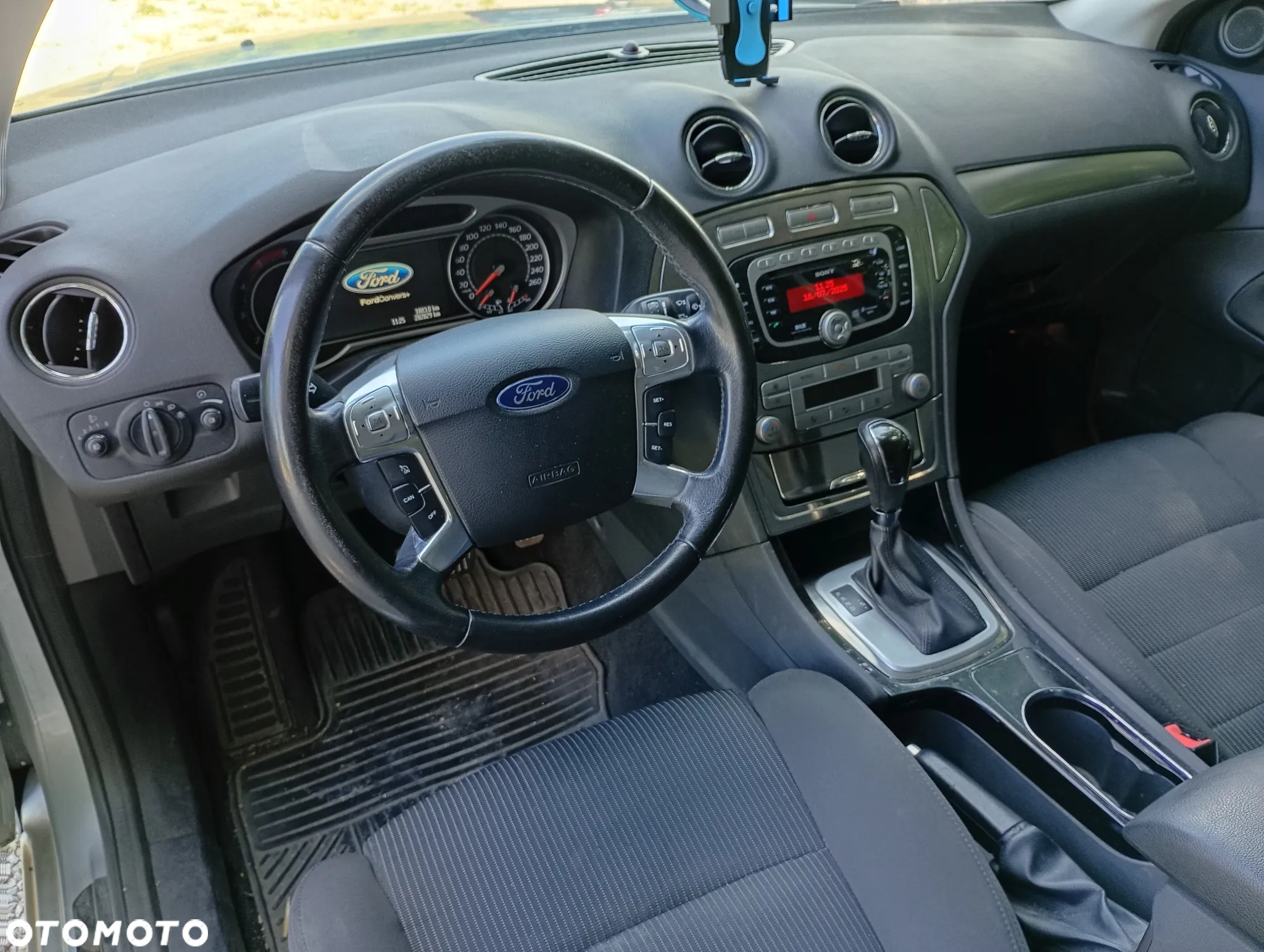 Ford Mondeo 2.0 TDCi Trend - 13