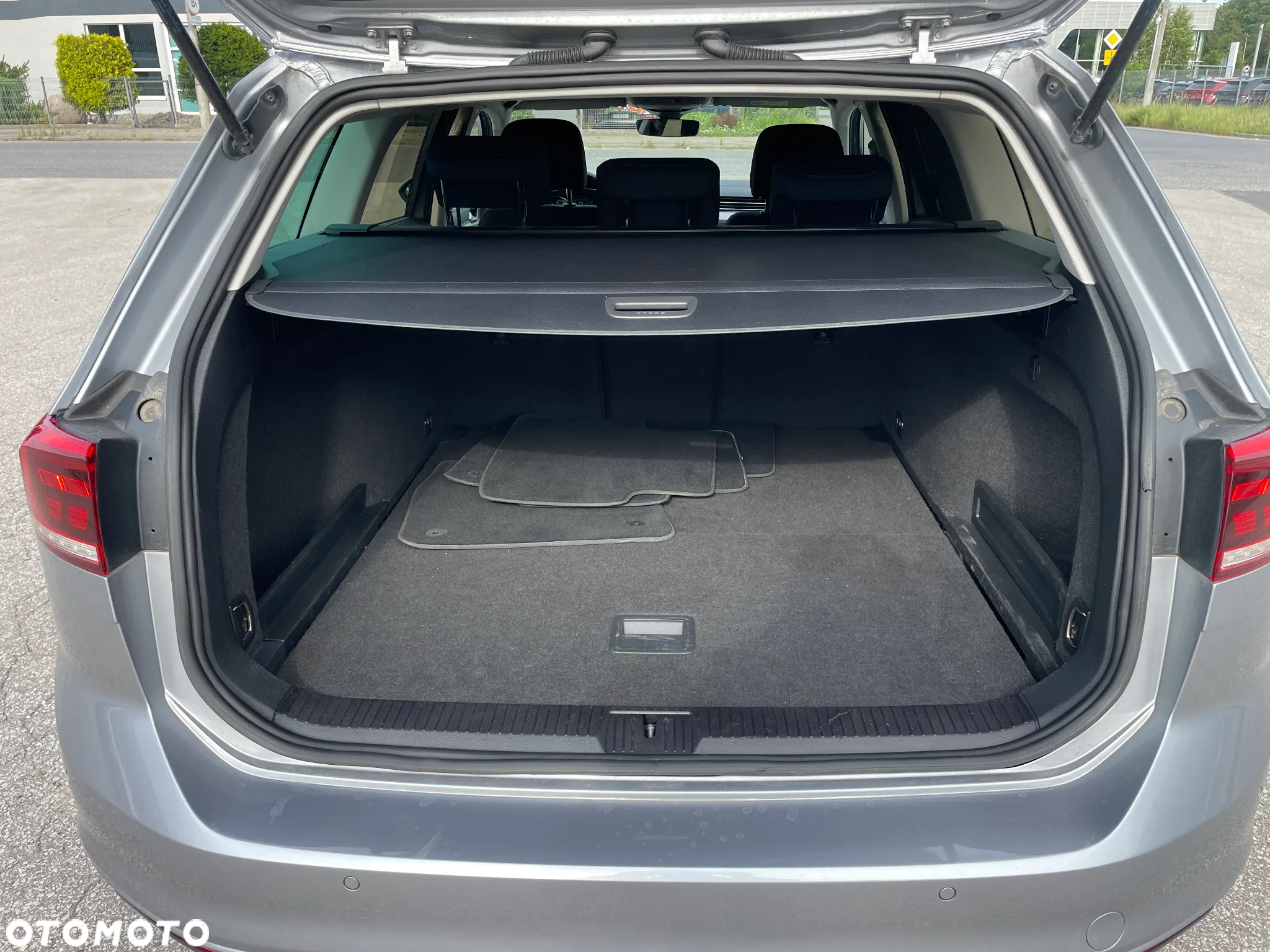 Volkswagen Passat 1.5 TSI EVO Business - 10