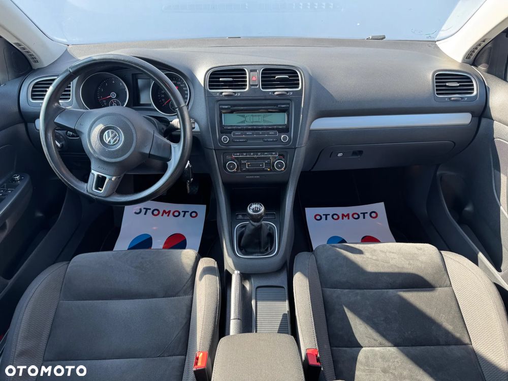 Volkswagen Golf - 11