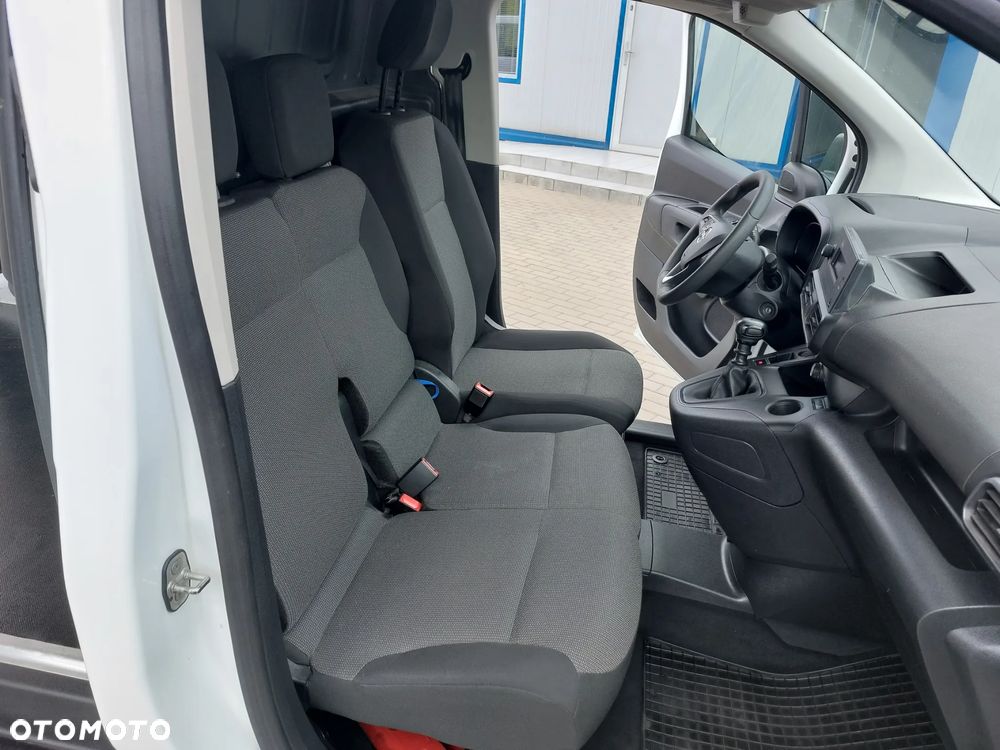 Opel Combo - 28