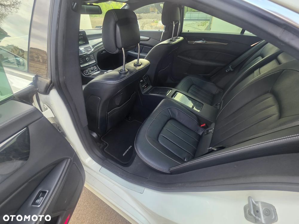 Mercedes-Benz CLS 350 BlueTEC 4-Matic - 6