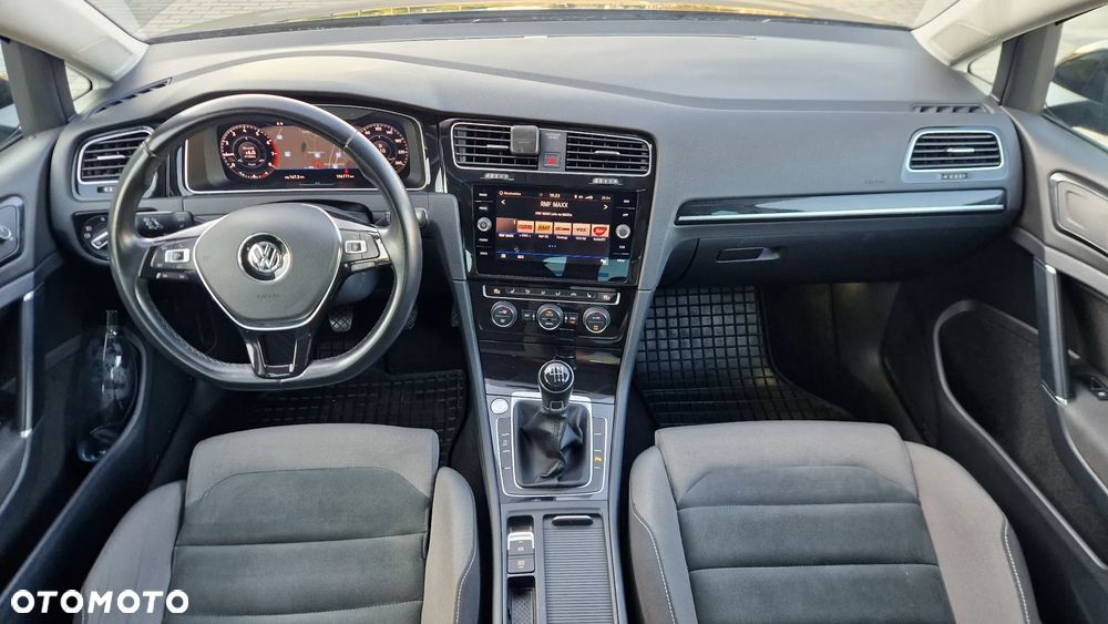 Volkswagen Golf 1.5 TSI BMT Highline - 10