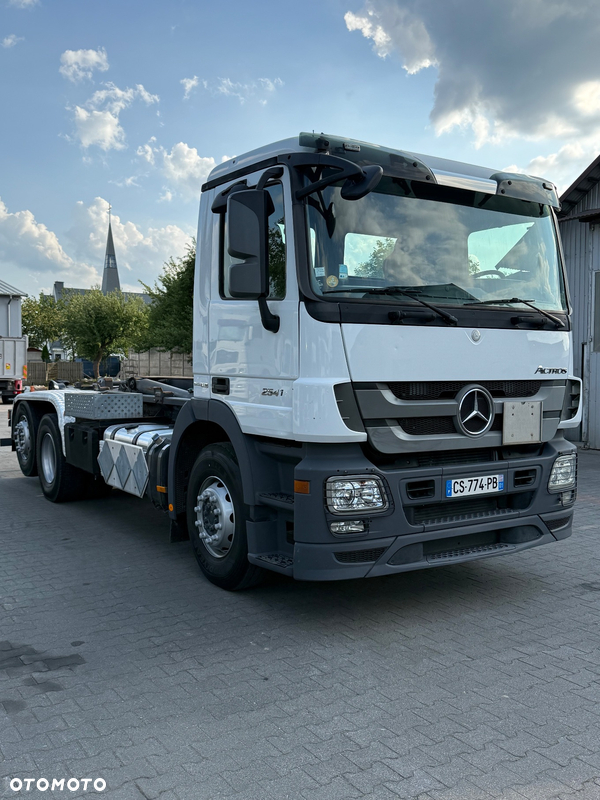 Mercedes-Benz Actros 2441