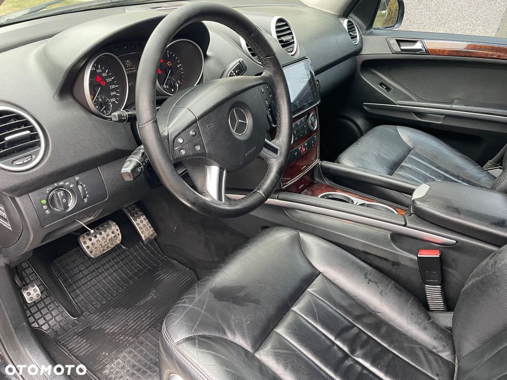 Mercedes-Benz ML - 37