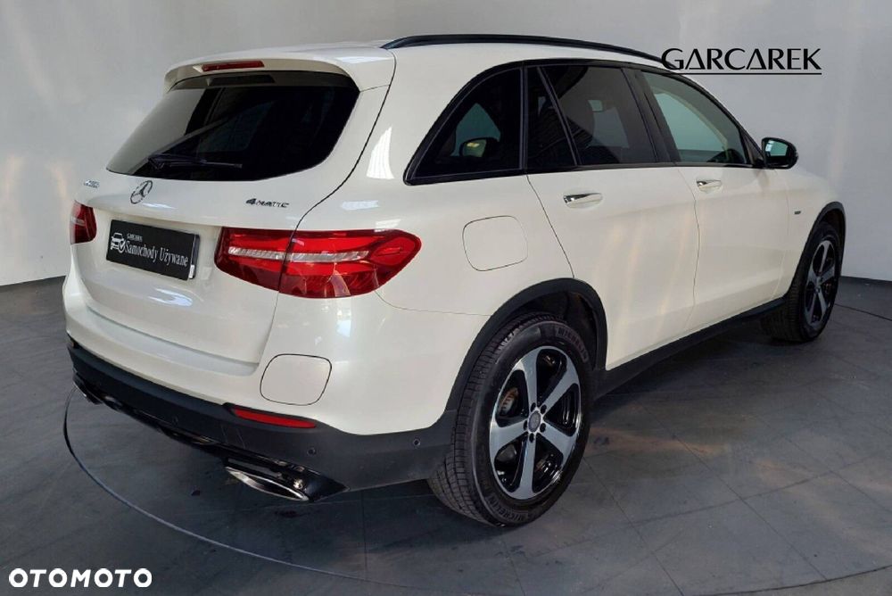 Mercedes-Benz GLC - 4