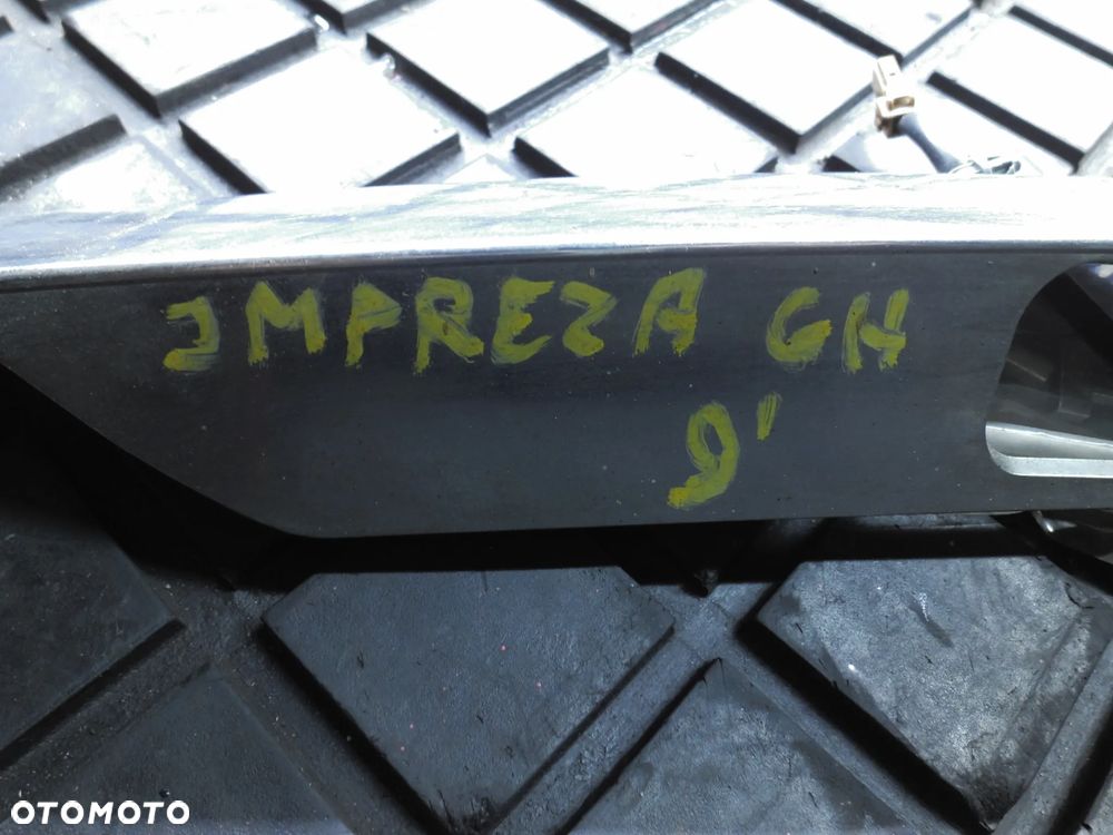 BLENDA LISTWA KLAPY SUBARU IMPREZA GH III HB 07R- - 2