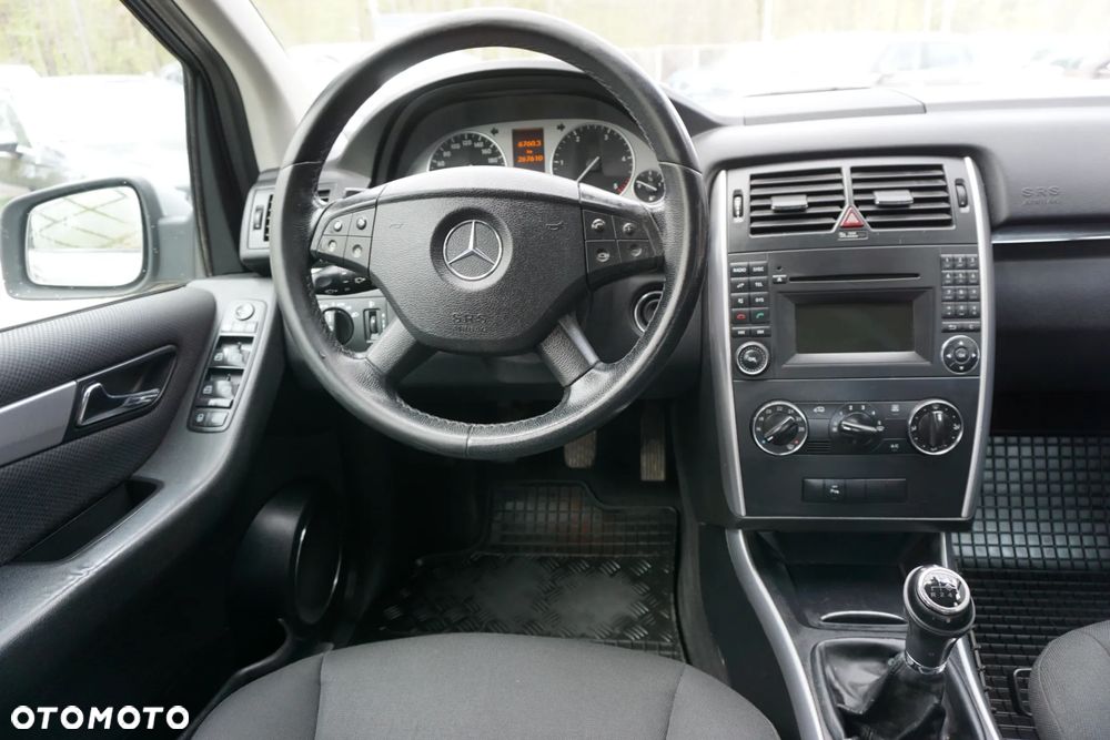 Mercedes-Benz Klasa B 180 CDI EU5 - 12