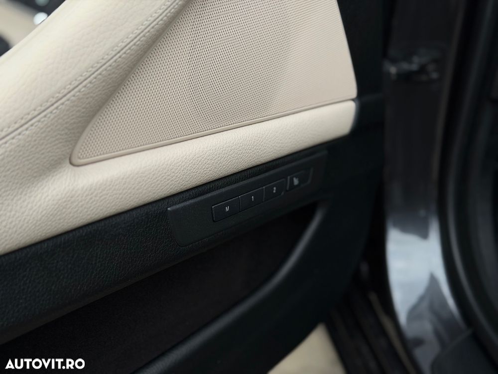 BMW Seria 5 525d xDrive Aut. - 25