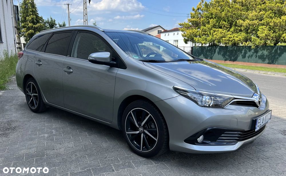 Toyota Auris 1.2 Turbo Edition S+ - 3