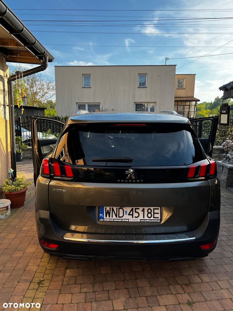 Peugeot 5008 - 6