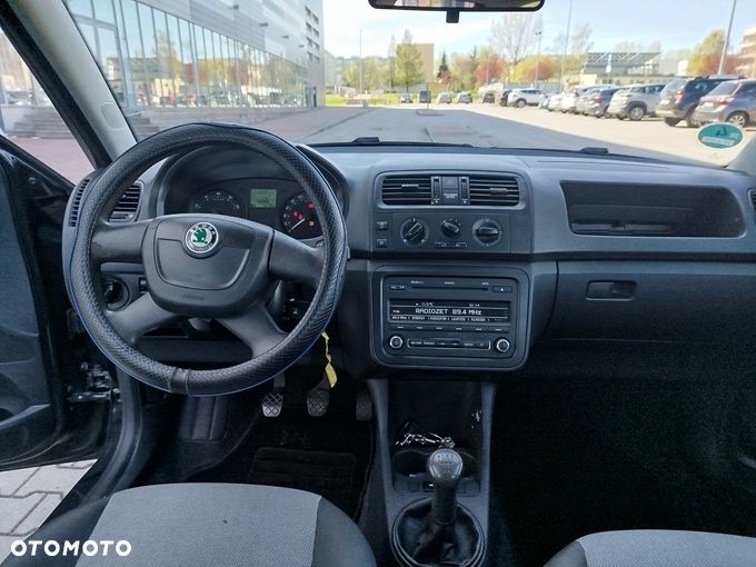 Skoda Fabia 1.4 MPI FAMILY - 10