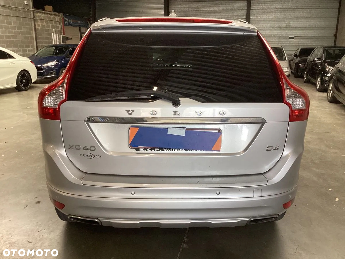 Volvo XC 60 D4 Ocean Race - 11