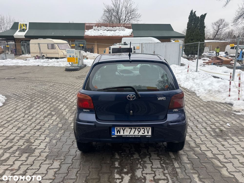 Toyota Yaris 1.4 D-4D Terra - 4