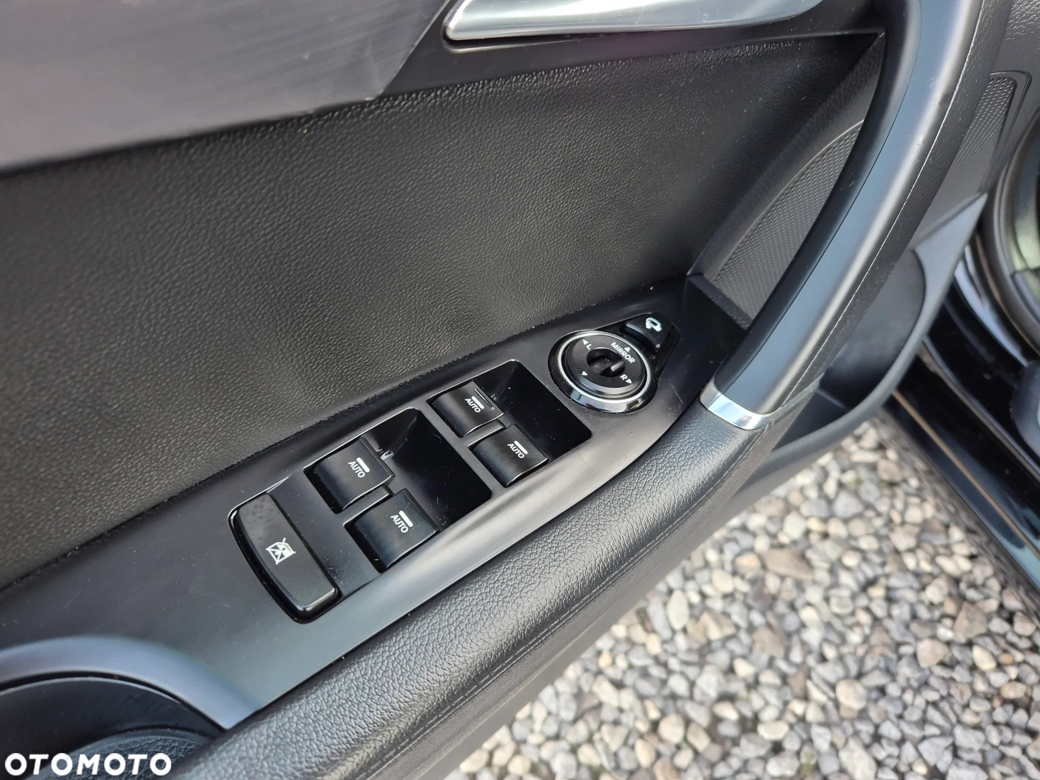 Hyundai i40 Kombi 2.0 Automatik Premium - 21