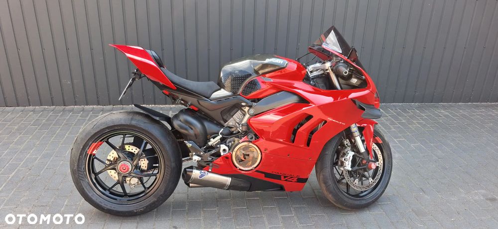Ducati Panigale V4 - 2