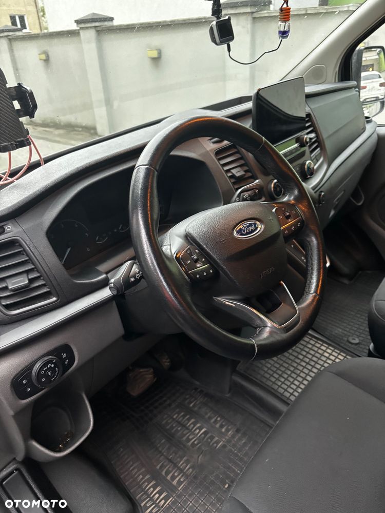 Ford Transit Custom - 13