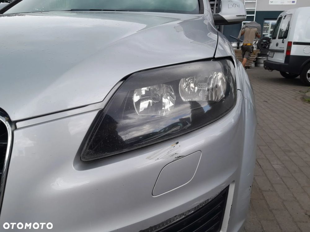 AUDI Q7 LAMPA REFLEKTOR LEWA PRZEDNIA LEWY PRZÓD UK