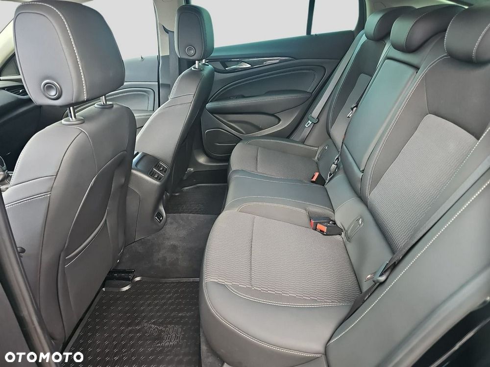 Opel Insignia - 20