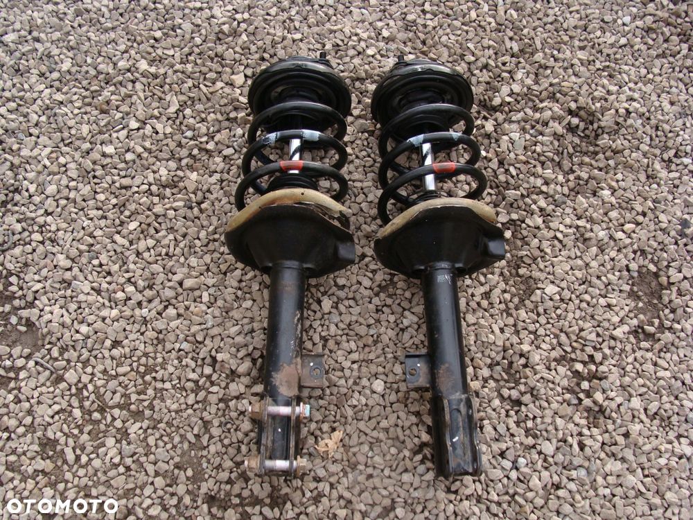amortyzatory komplet tył nissan x-trail t30 553038h304 553028h304 - 1