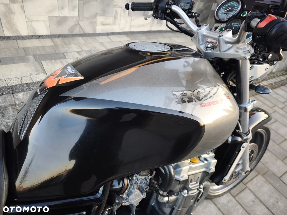 Honda CB - 10
