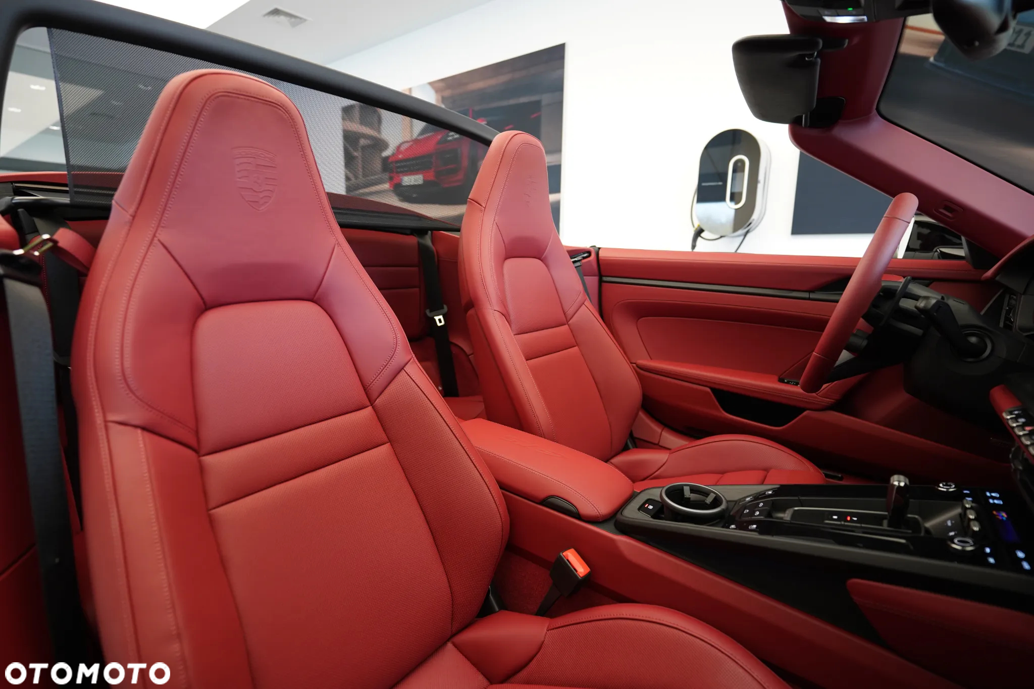 Porsche 911 Carrera T-Hybrid GTS Cabrio - 26
