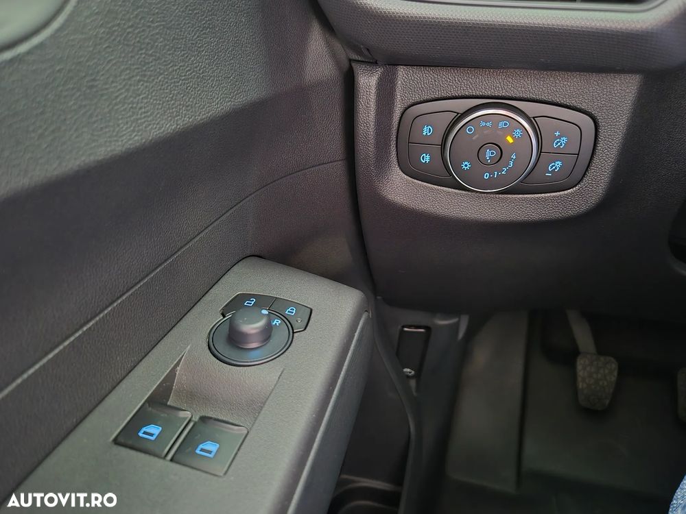 Ford Transit - 13