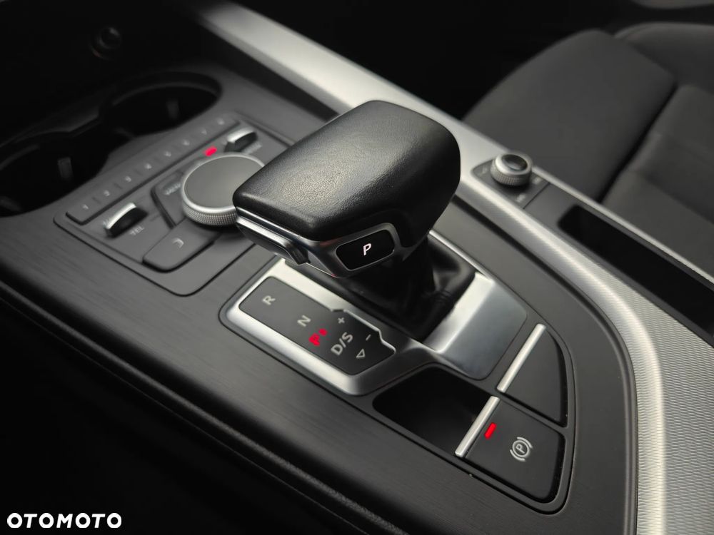 Audi A4 Avant 2.0 TDI S tronic - 18