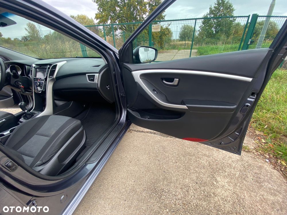 Hyundai i30 1.4 BlueDrive Comfort - 30