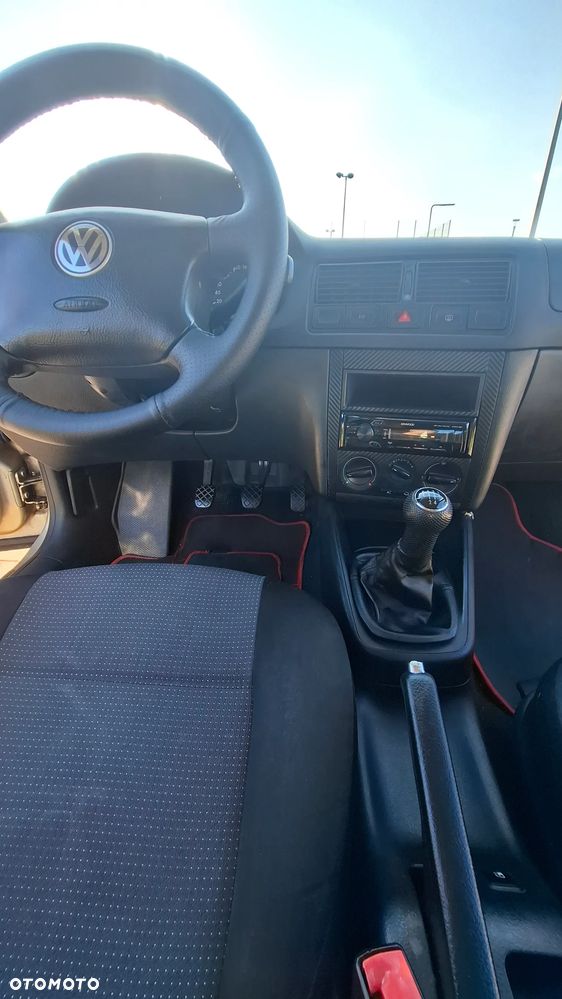 Volkswagen Golf - 9