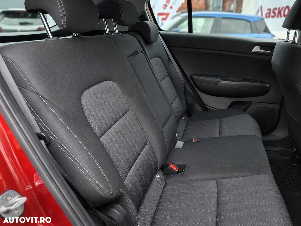 Kia Sportage 1.6 T-GDI 7DCT 4x2 Style - 12