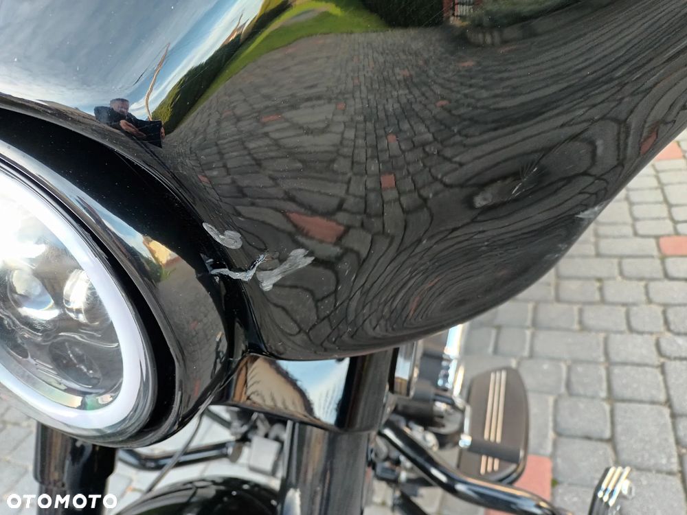 Harley-Davidson Touring Street Glide - 14