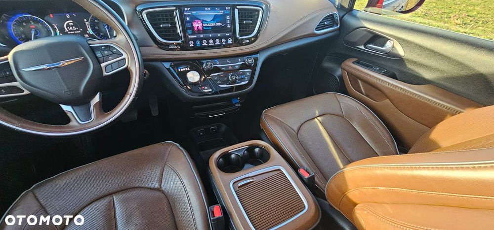 Chrysler Pacifica - 13